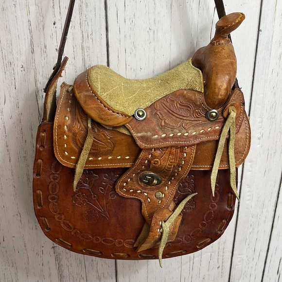 Saddle Handbag Hand Crafted in New Mexico Wool Lined - Picture 2 of 16